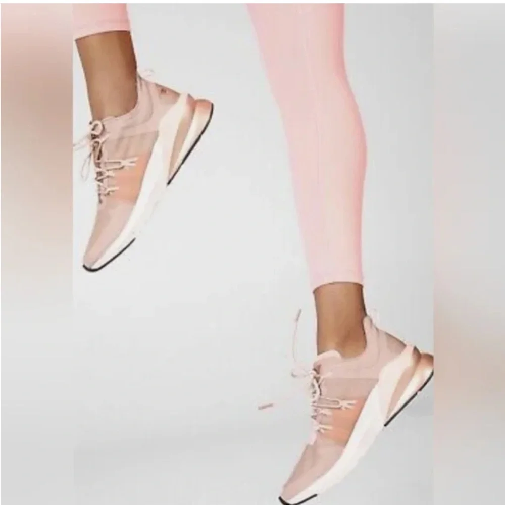 FABLETICS PALM PERFORMANCE ALMOND ROSE GOLD LACE UP CHUNKY SNEAKER SIZE 9